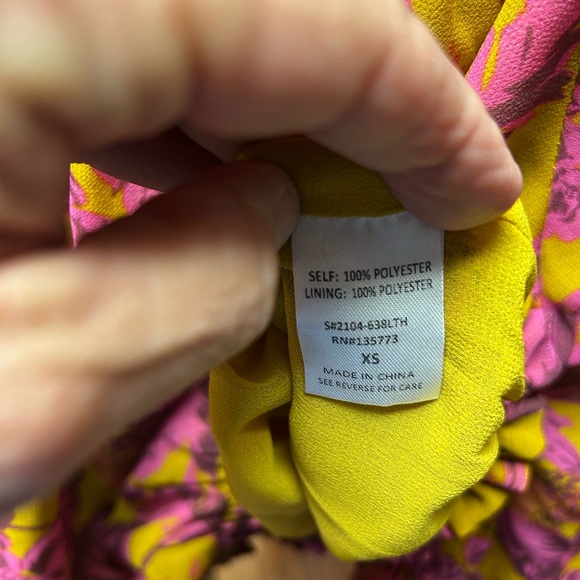 VICI COLLECTION Floral Off-Shoulder Boho Blouse - Picture 6 of 6